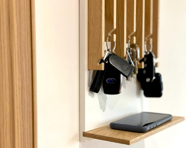 Wall Mounted Key Holder with Shelf, Wooden Multi-Hook Organiser for Entryway, Natural Oak Finish - Image 3